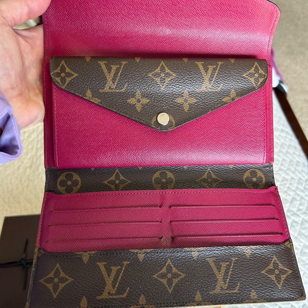 Louis Vuitton Marie Lou Wallet